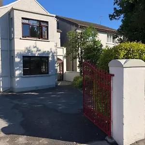 https://angelas-house-galway.galwayhotelsireland.net